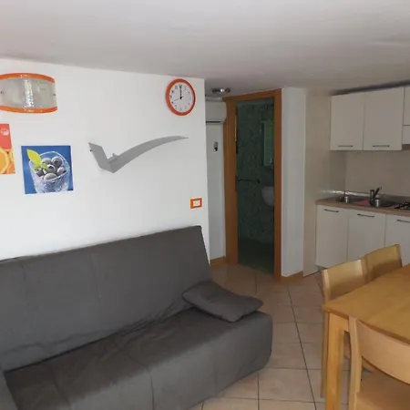 Ferienhaus Fuer 5 Personen Ca 32 Qm In Bibione, Adriakueste Italien Und Umgebung Бибионе